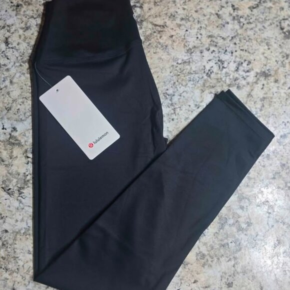 Lululemon - Picture 2 of 7